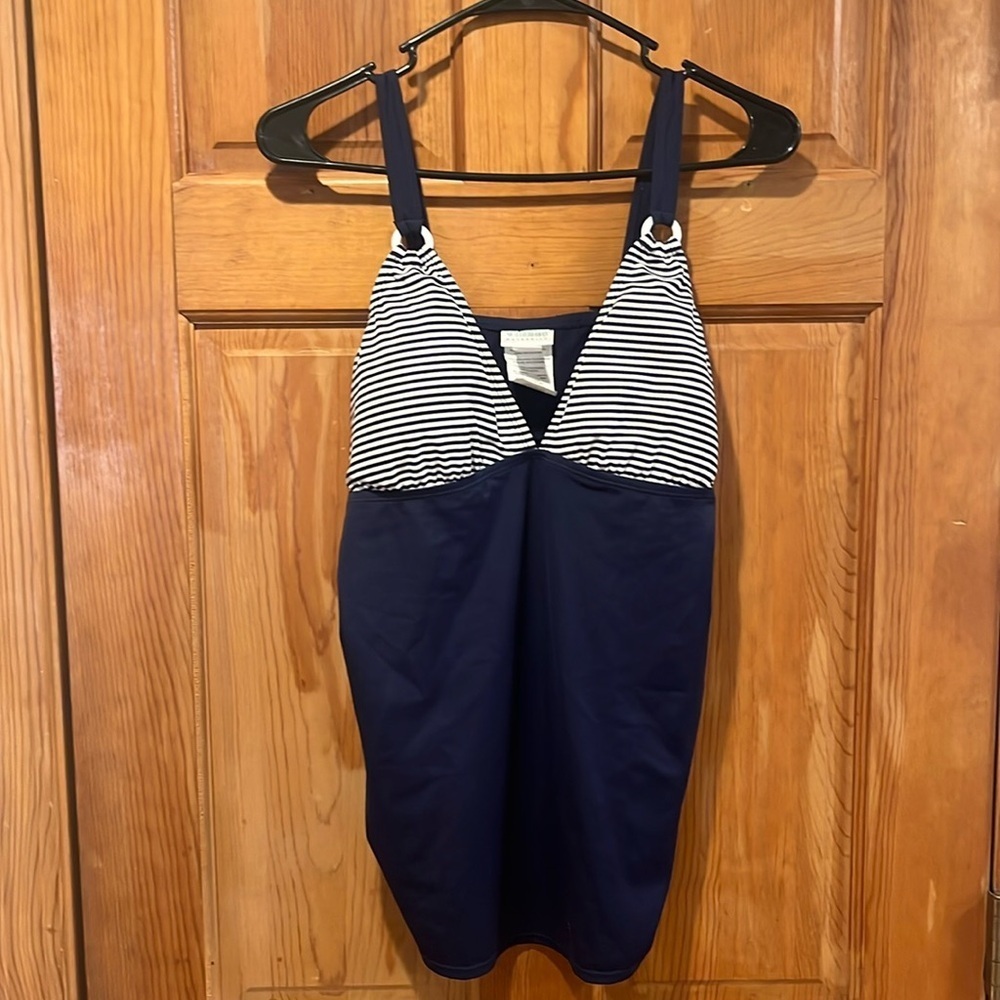 Motherhood maternity blue/white swim taniki top size large .